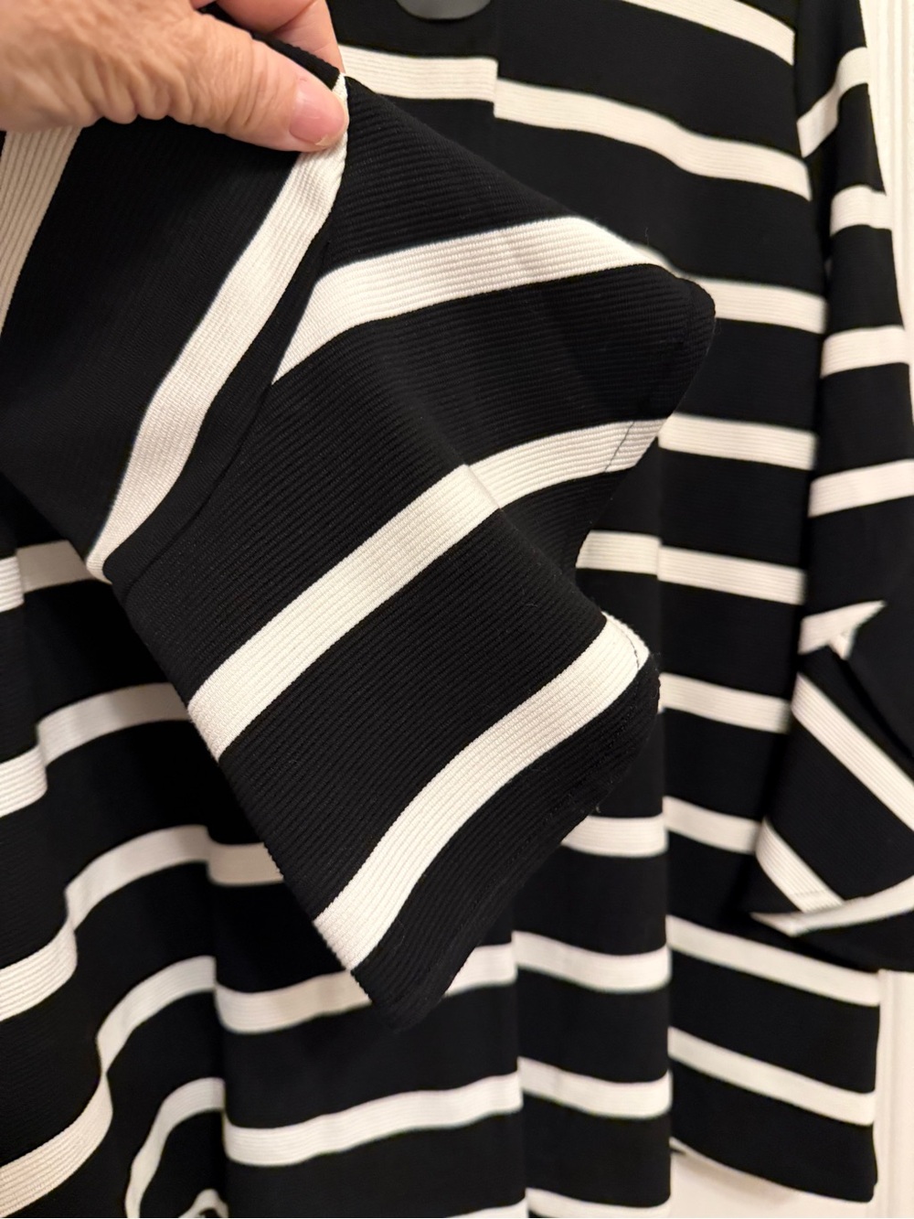 Frank Lyman Striped Mock Neck Knit Jacket Blazer Sz 12 Bell Sleeve - Picture 6 of 8